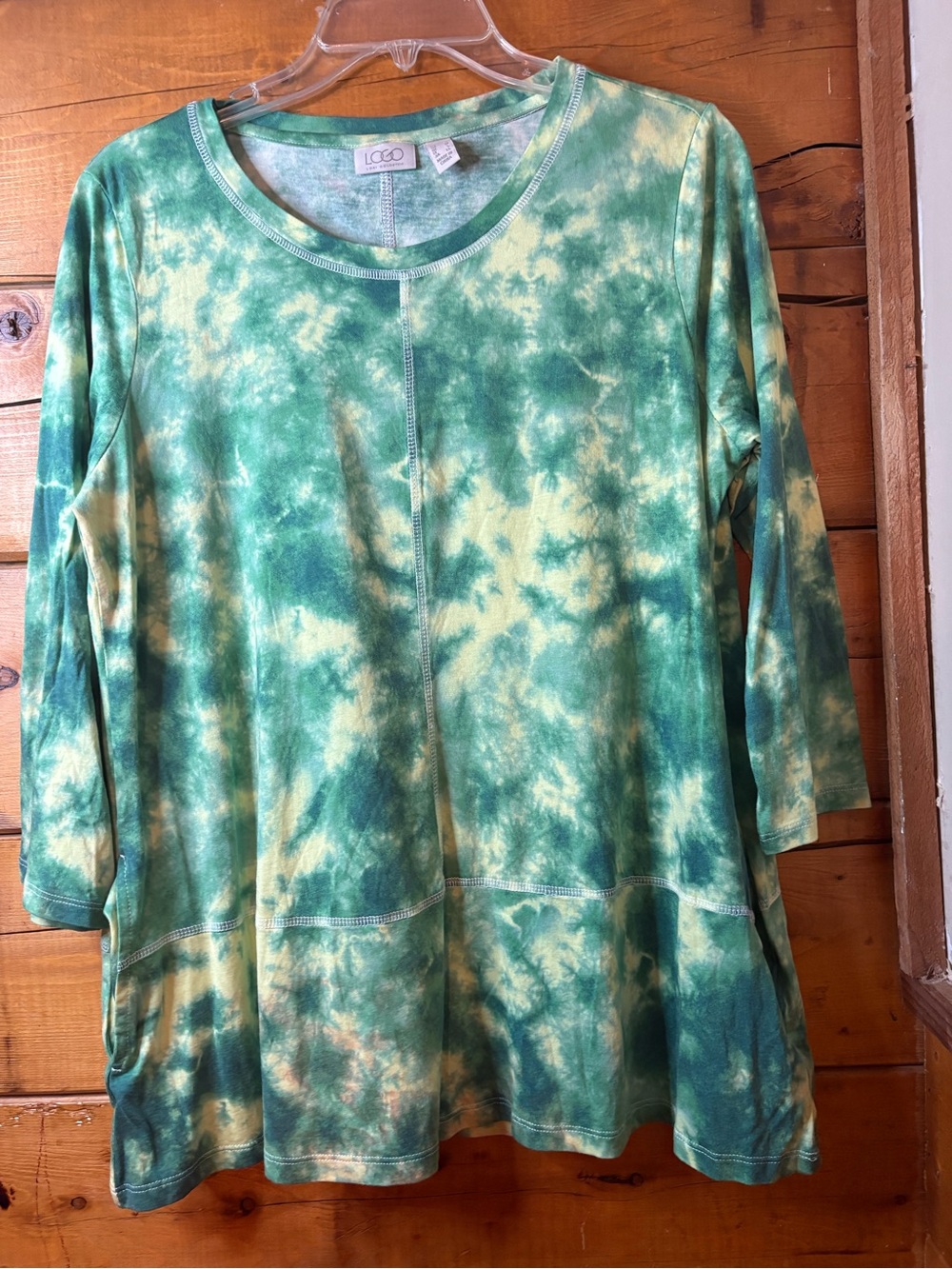 LOGO by Lori Goldstein Green and Cream Tie-Dye Scoop Neck Tunic size medium